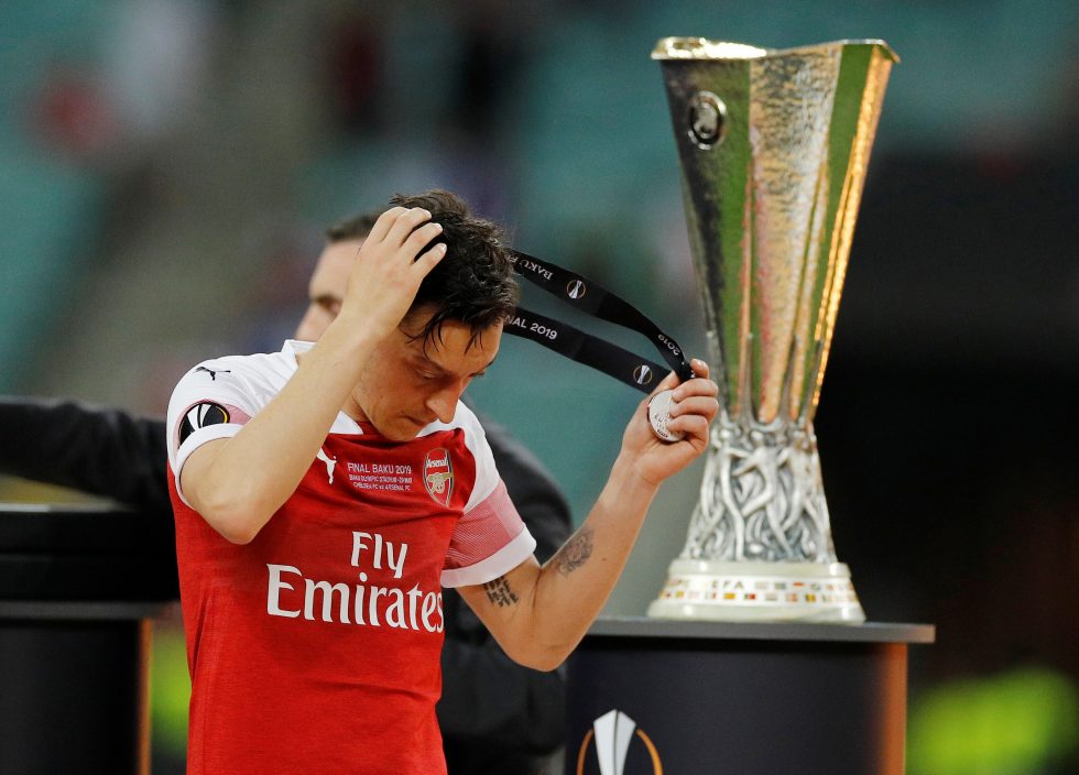 Another Arsenal legend slams disgraceful Ozil