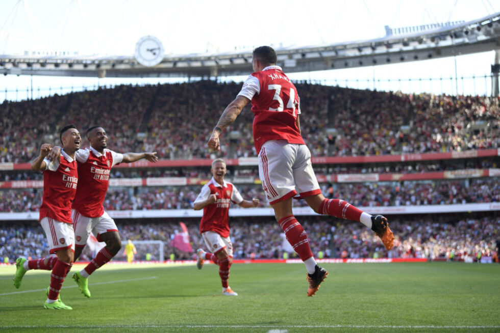 Robin van Persie discusses Arsenal’s title challenge, believes they deserve to win