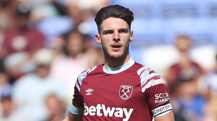 Pundit gives advice to Declan Rice to join Arsenal