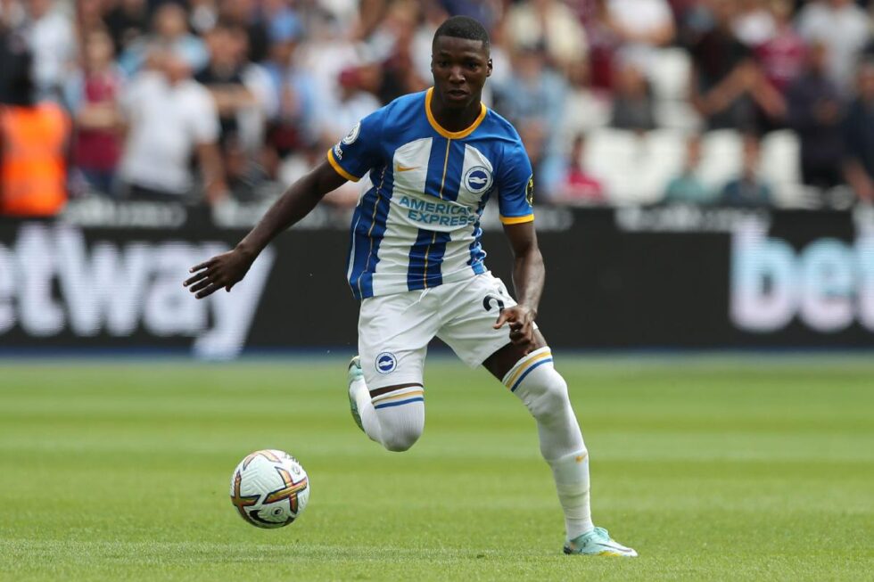 Arsenal have started talks with Brighton for signing Moises Caicedo