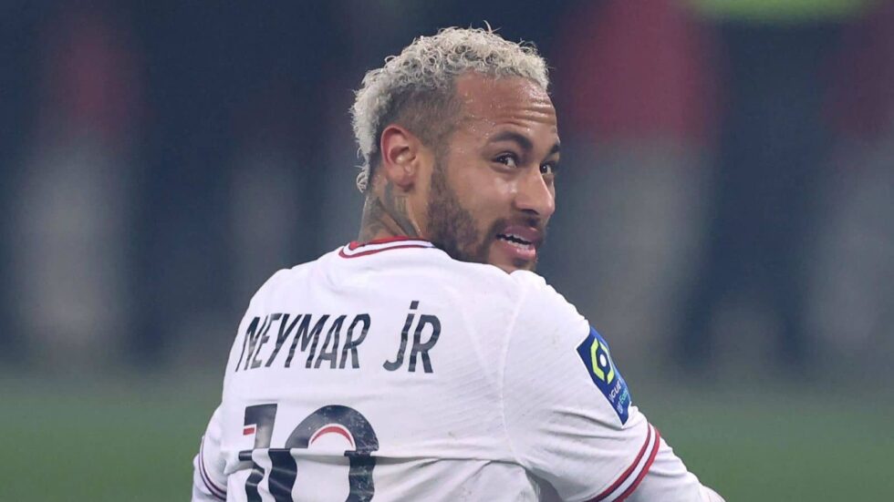 PSG and Brazil superstar Neymar “would love” to play for Arsenal