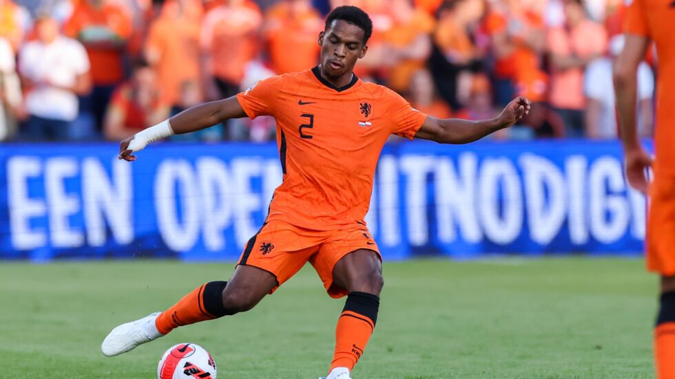 Arsenal target Jurrien Timber praised by Dutch legend