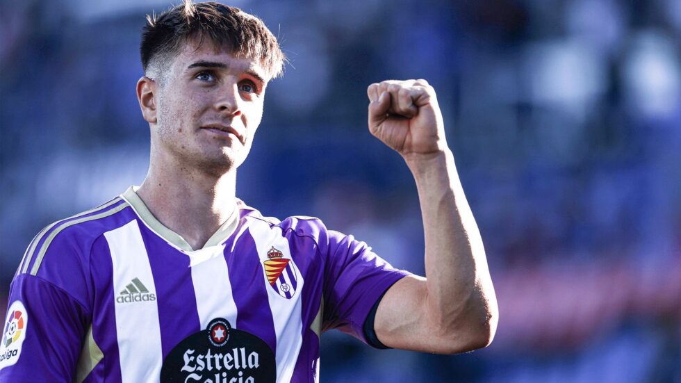 Arsenal now face Chelsea in the race to sign Real Valladolid's Ivan Fresneda